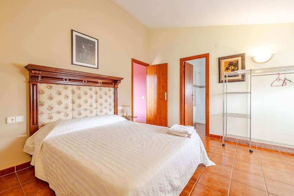 Hort De La Cinteta Villa Alcover Bagian luar foto