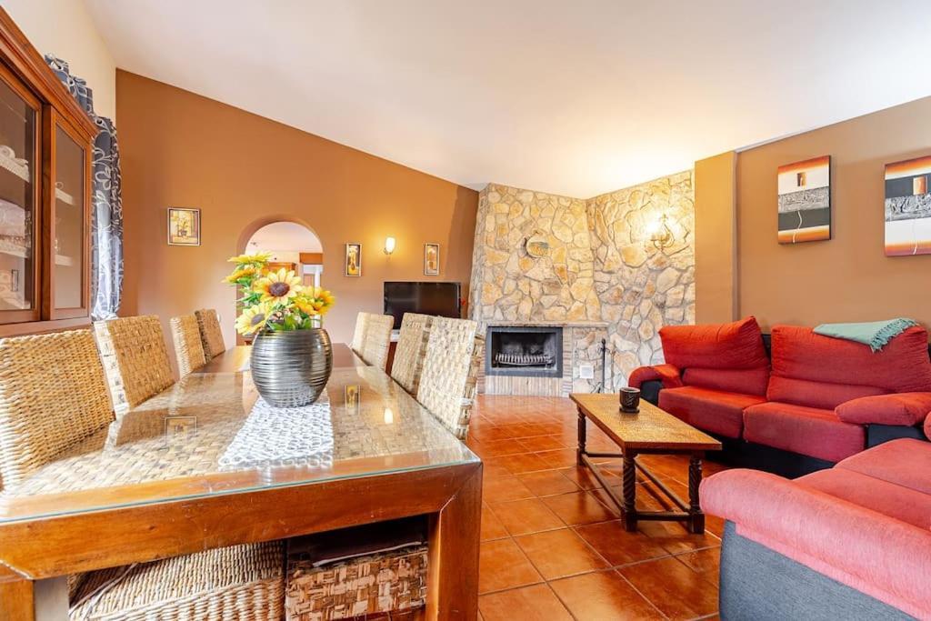 Hort De La Cinteta Villa Alcover Bagian luar foto